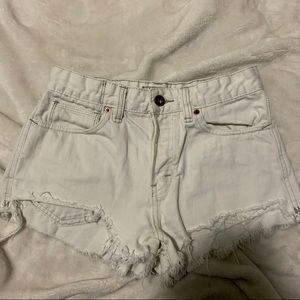 Free People White Denim Shorts W25